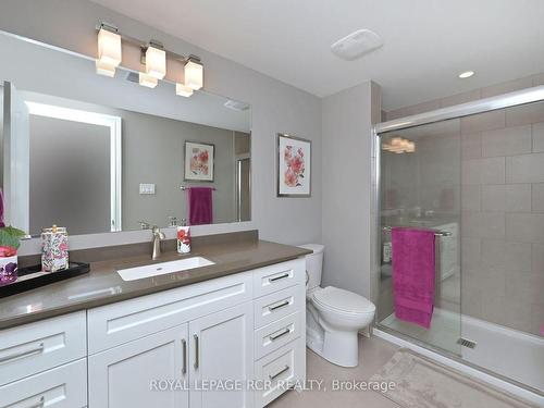 111 Ridge Way, New Tecumseth, ON - Indoor Photo Showing Bathroom