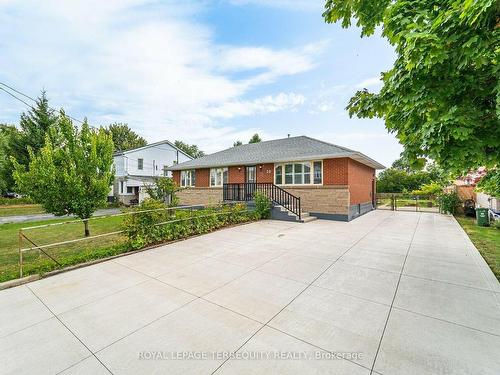 30 Norwich Rd, Hamilton, ON - Outdoor