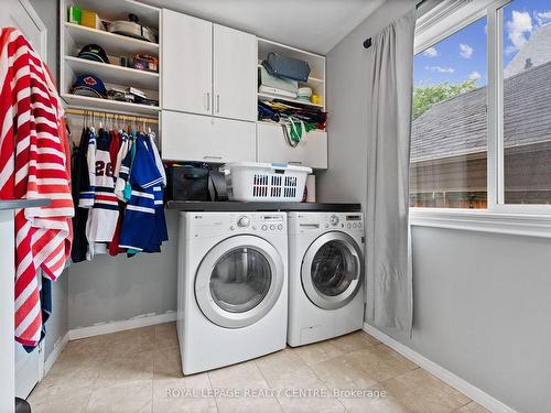 102 Twenty Third St, Toronto, ON - Indoor Photo Showing Laundry Room