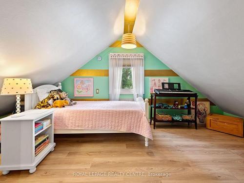 102 Twenty Third St, Toronto, ON - Indoor Photo Showing Bedroom