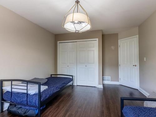 935 Dominion Street, Kamloops, BC - Indoor Photo Showing Bedroom