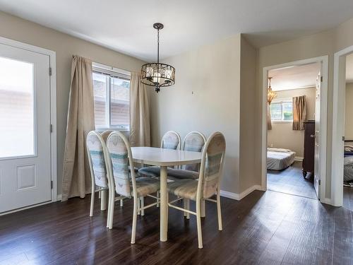 935 Dominion Street, Kamloops, BC - Indoor Photo Showing Dining Room