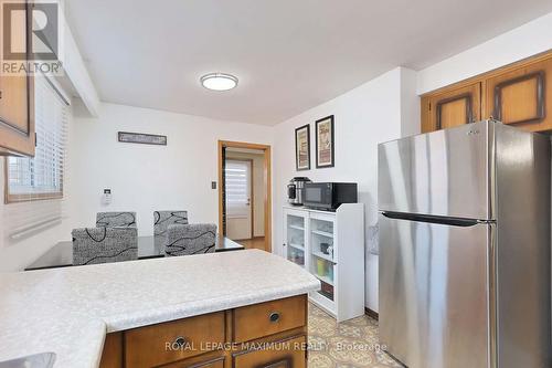 199 Cabana Drive, Toronto (Humber Summit), ON - Indoor Photo Showing Kitchen