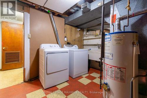 199 Cabana Drive, Toronto, ON - Indoor Photo Showing Laundry Room