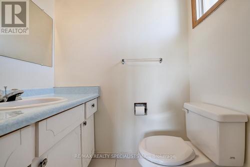 746 Runningbrook Drive, Mississauga (Applewood), ON - Indoor Photo Showing Bathroom