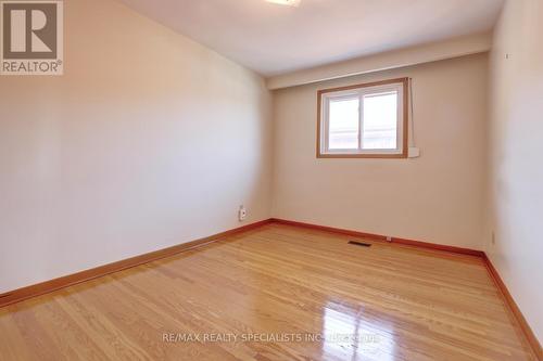 746 Runningbrook Drive, Mississauga, ON - Indoor Photo Showing Other Room