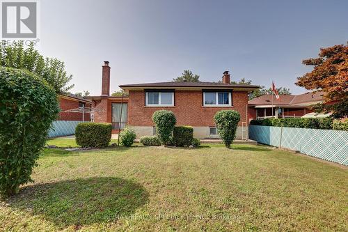 746 Runningbrook Drive, Mississauga (Applewood), ON - Outdoor