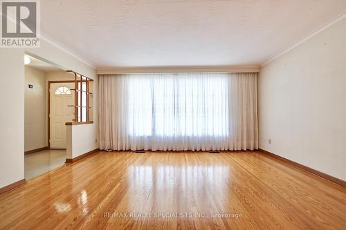 746 Runningbrook Drive, Mississauga, ON - Indoor Photo Showing Other Room