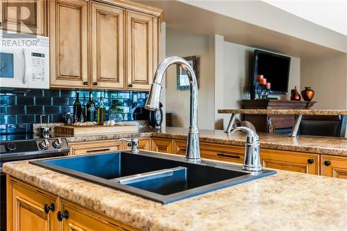 358 Denis Crescent, Azilda, ON - Indoor Photo Showing Kitchen With Double Sink