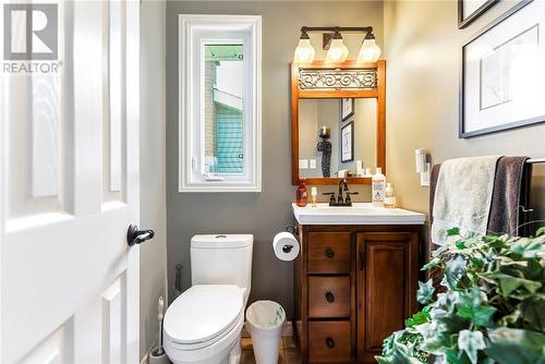 358 Denis Crescent, Azilda, ON - Indoor Photo Showing Bathroom