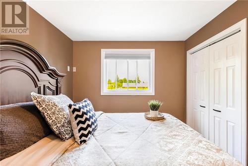 358 Denis Crescent, Azilda, ON - Indoor Photo Showing Bedroom