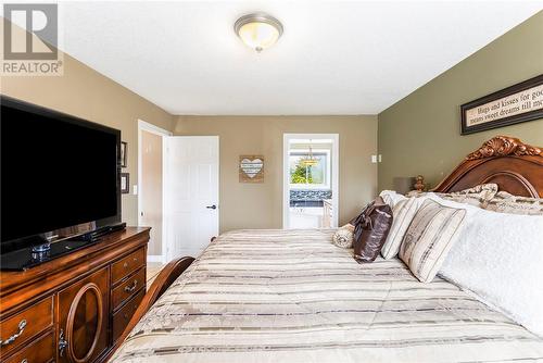 358 Denis Crescent, Azilda, ON - Indoor Photo Showing Bedroom