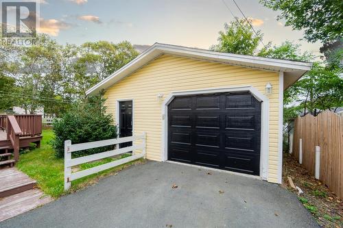 21 Blossom Avenue, Mount Pearl, NL - Outdoor With Exterior