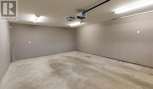 17 Whiteford Place, St. John'S, NL - Indoor Photo Showing Garage