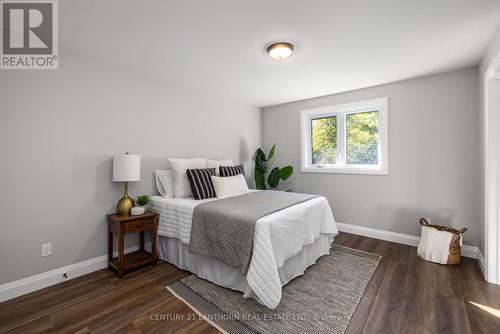 971 Powerline Road, Quinte West, ON - Indoor Photo Showing Bedroom