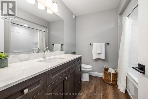 971 Powerline Road, Quinte West, ON - Indoor Photo Showing Bathroom