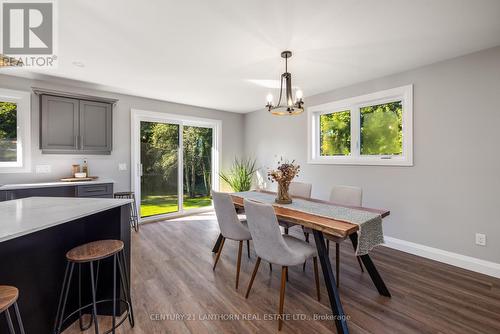 971 Powerline Road, Quinte West, ON - Indoor Photo Showing Dining Room