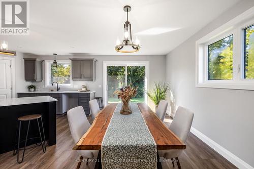 971 Powerline Road, Quinte West, ON - Indoor Photo Showing Dining Room