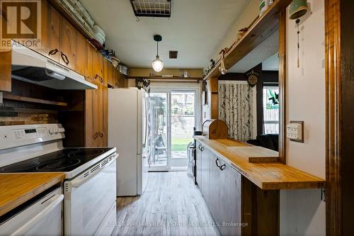 6 Robert Lane, Halton Hills (Georgetown), ON - Indoor Photo Showing Kitchen