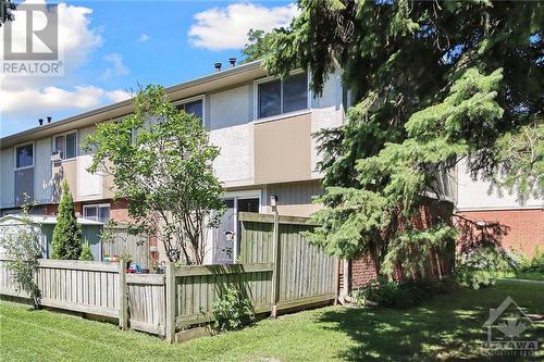 467 Moodie Drive Unit#F, Ottawa, ON - Outdoor