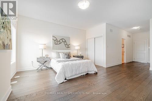 121 William Duncan Road, Toronto (Downsview-Roding-Cfb), ON - Indoor Photo Showing Bedroom