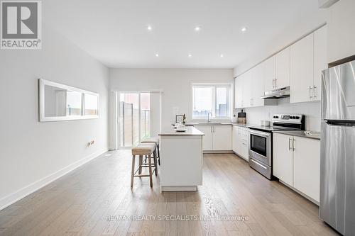 121 William Duncan Road, Toronto (Downsview-Roding-Cfb), ON - Indoor Photo Showing Kitchen With Stainless Steel Kitchen