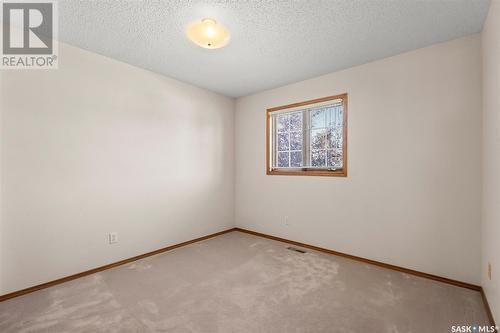 114 Braeburn Crescent, Saskatoon, SK - Indoor Photo Showing Other Room