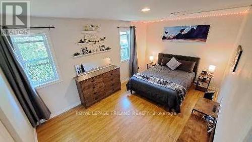 164 Trerice Street E, Chatham-Kent (Dresden), ON - Indoor Photo Showing Bedroom