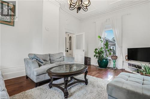 93 Brook Street W, Arran-Elderslie, ON - Indoor Photo Showing Living Room