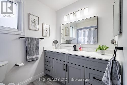 66 Doreen Crescent, Clarington (Bowmanville), ON - Indoor Photo Showing Bathroom