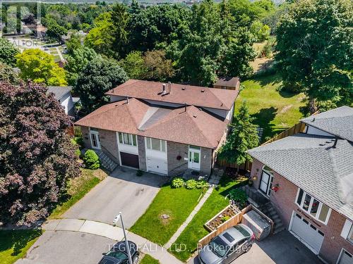 66 Doreen Crescent, Clarington (Bowmanville), ON - Outdoor