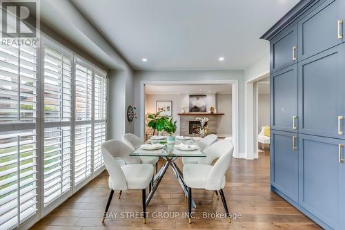 1152 Montrose Abbey Drive, Oakville, ON - Indoor Photo Showing Dining Room