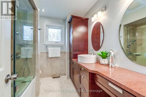 1152 Montrose Abbey Drive, Oakville, ON - Indoor Photo Showing Bathroom