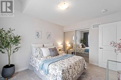 28 Freedom Crescent, Hamilton (Mount Hope), ON - Indoor Photo Showing Bedroom