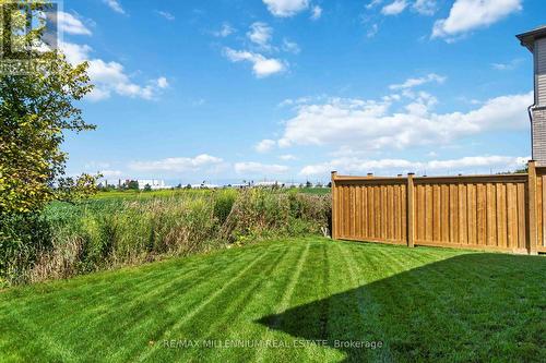 28 Freedom Crescent, Hamilton (Mount Hope), ON - Outdoor With View