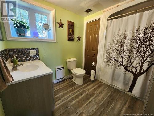 869 Principale Street, Saint-Léonard, NB - Indoor Photo Showing Bathroom