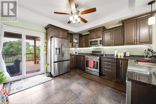 1937 Mark Avenue, Windsor, ON - Indoor Photo Showing Kitchen