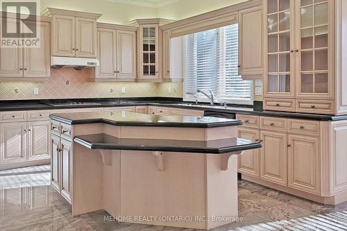 361 Spring Garden Avenue, Toronto (Willowdale East), ON - Indoor Photo Showing Kitchen