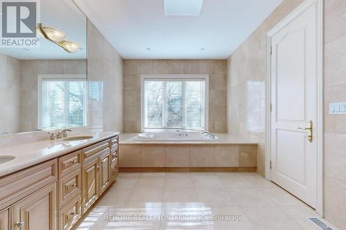 361 Spring Garden Avenue, Toronto (Willowdale East), ON - Indoor Photo Showing Bathroom