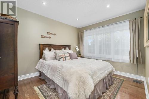 10 Meadow Drive, Kawartha Lakes, ON - Indoor Photo Showing Bedroom