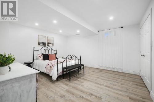 10 Meadow Drive, Kawartha Lakes, ON - Indoor Photo Showing Bedroom