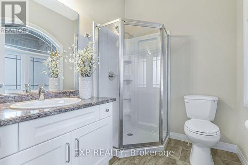 152 Cittadella Boulevard, Hamilton (Hannon), ON - Indoor Photo Showing Bathroom