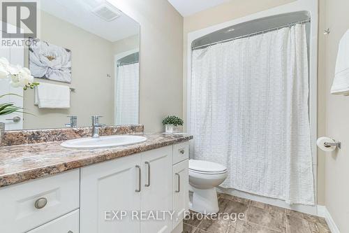 152 Cittadella Boulevard, Hamilton (Hannon), ON - Indoor Photo Showing Bathroom