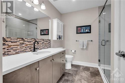 2 The Parkway Parkway Unit#501, Ottawa, ON - Indoor Photo Showing Bathroom