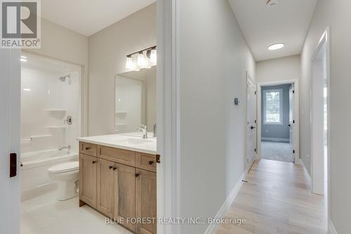 147 Shirley Street, Thames Centre (Thorndale), ON - Indoor Photo Showing Bathroom