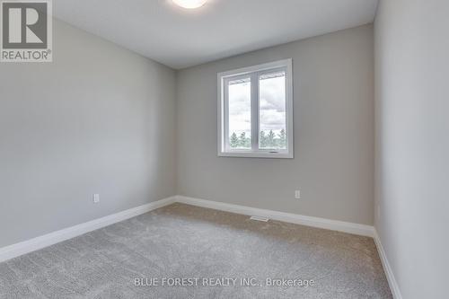 147 Shirley Street, Thames Centre (Thorndale), ON - Indoor Photo Showing Other Room