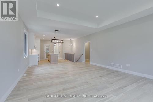 147 Shirley Street, Thames Centre (Thorndale), ON - Indoor Photo Showing Other Room