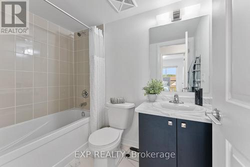 1207 - 2635 William Jackson Drive, Pickering, ON - Indoor Photo Showing Bathroom