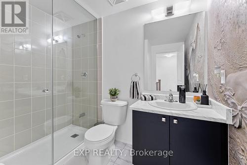 1207 - 2635 William Jackson Drive, Pickering, ON - Indoor Photo Showing Bathroom