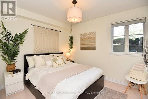 341 - 30 Western Battery Road, Toronto (Niagara), ON - Indoor Photo Showing Bedroom